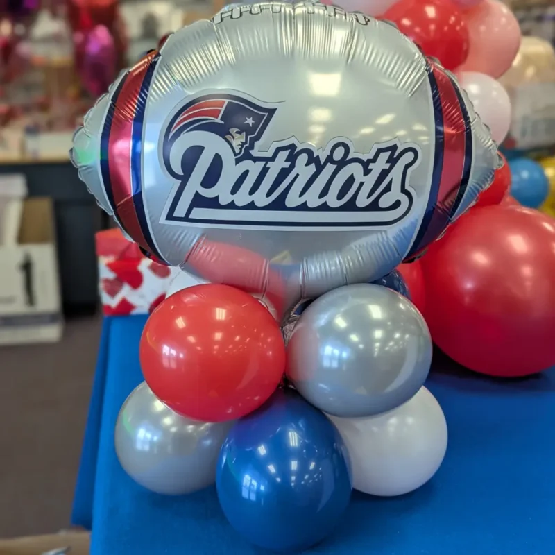 patriots balloon center peice